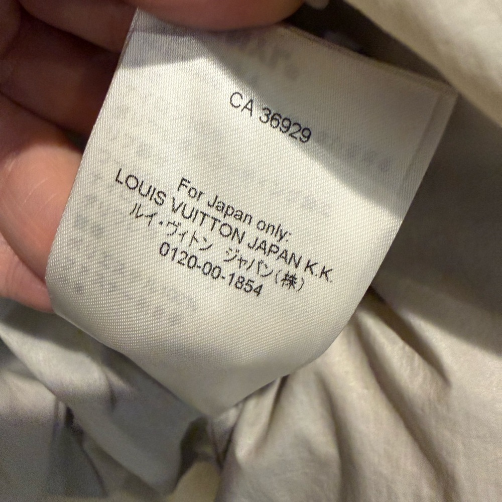 💋Louis Vuitton Beige Puffer Jacket 009 - Picture 10 of 15